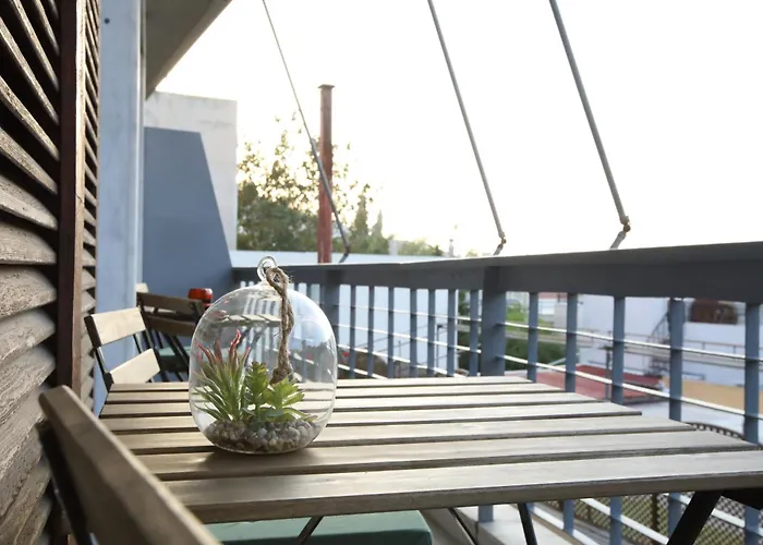 Modern 2Bd Apartment Next To Acropolis