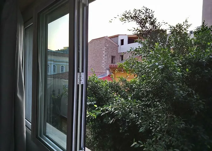 Mia'S Cozy Flat In Ermou, 3 Min From "Monastiraki"